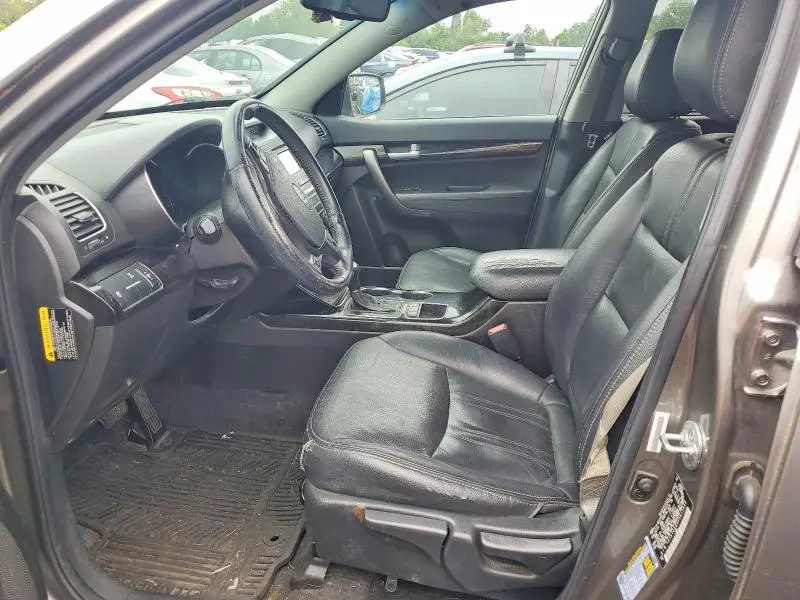 2015 KIA SORENTO LX  