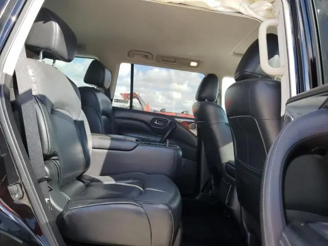 2022 INFINITI QX80 LUXE  