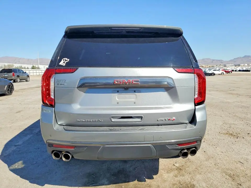 2023 GMC YUKON AT4  