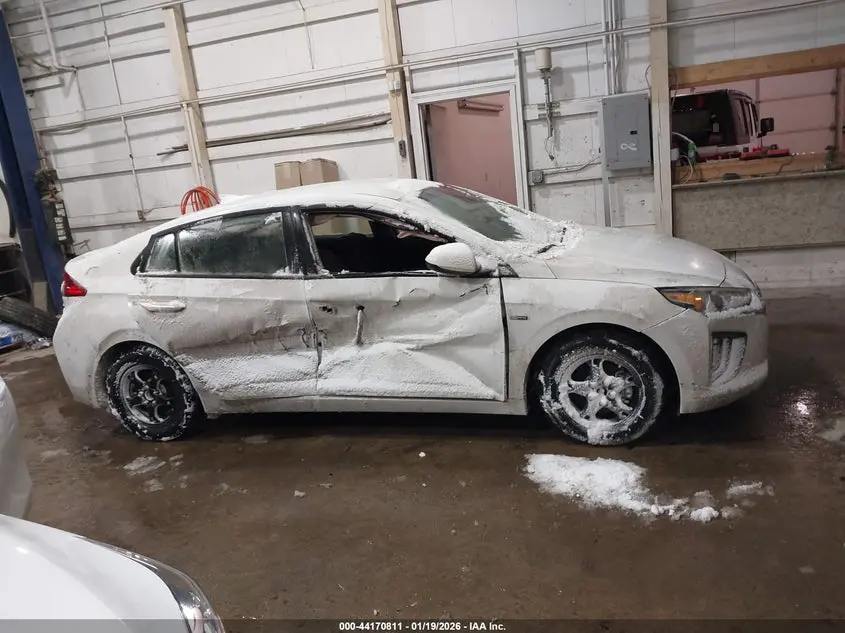 2020 HYUNDAI IONIQ HYBRID BLUE