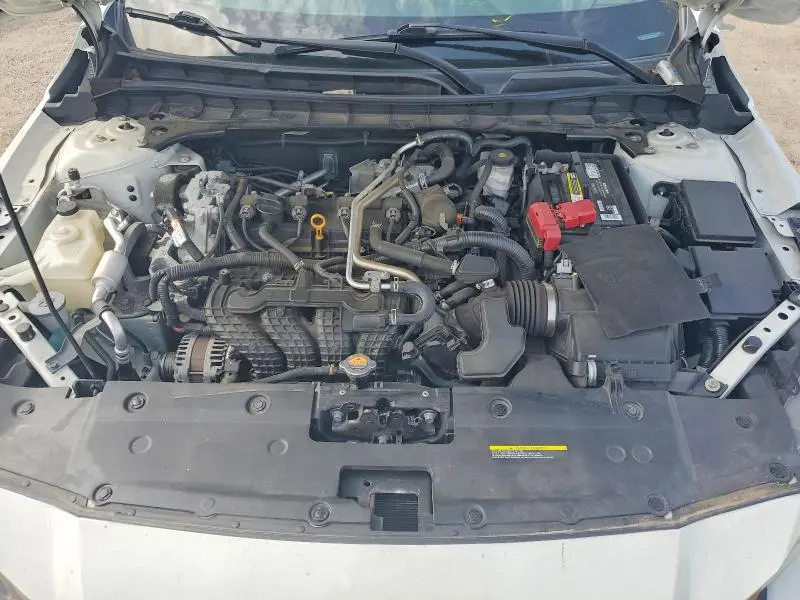 2021 NISSAN ALTIMA SR  