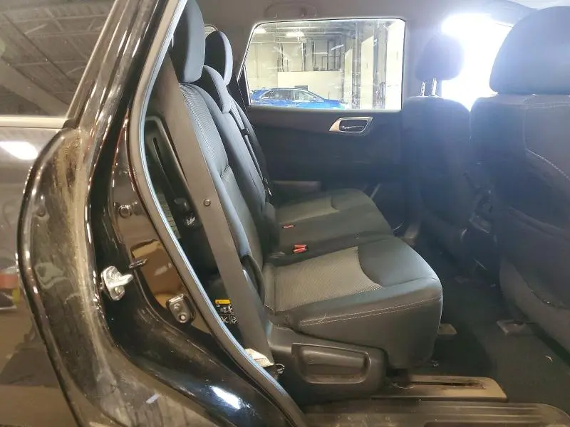2017 NISSAN PATHFINDER SV  