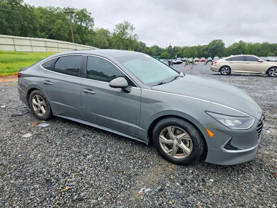 2021 HYUNDAI SONATA SE  