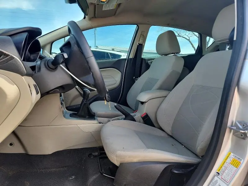 2014 FORD FIESTA SE  