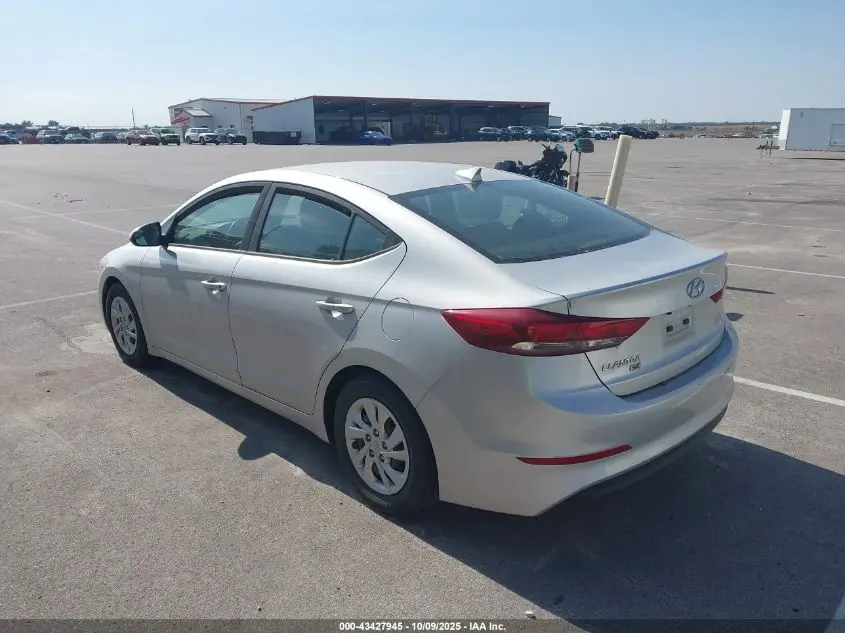 2017 HYUNDAI ELANTRA SE