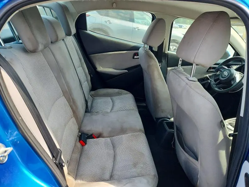 2020 TOYOTA YARIS L  