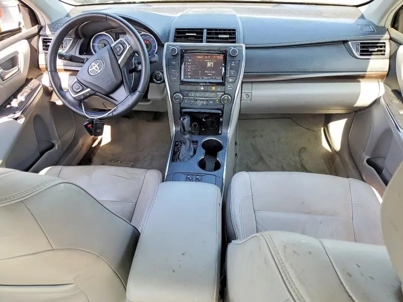 2016 TOYOTA CAMRY XLE V6  