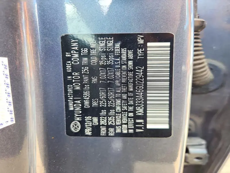 2016 HYUNDAI TUCSON SE  
