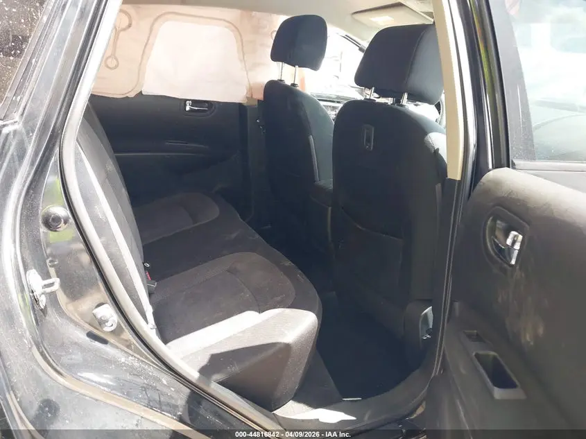 2012 NISSAN ROGUE S