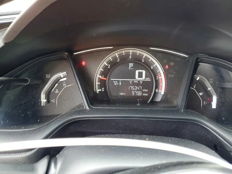 2018 HONDA CIVIC LX  