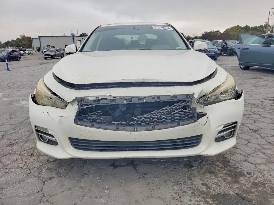 2015 INFINITI Q50 PREMIUM  