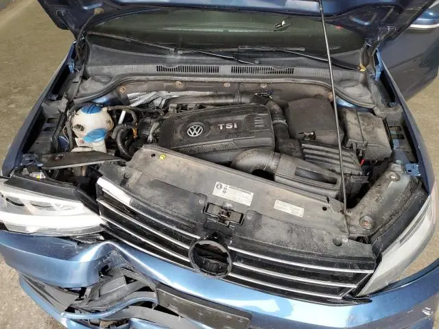 2015 VOLKSWAGEN JETTA SE  