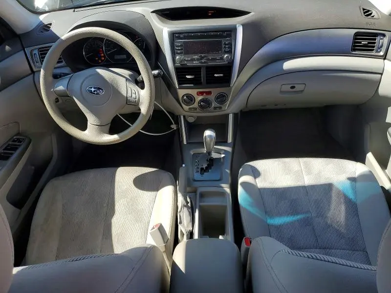 2010 SUBARU FORESTER XS  