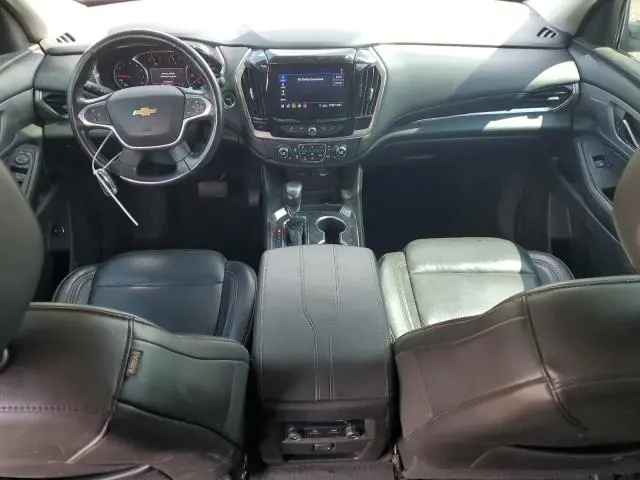 2021 CHEVROLET TRAVERSE LT  