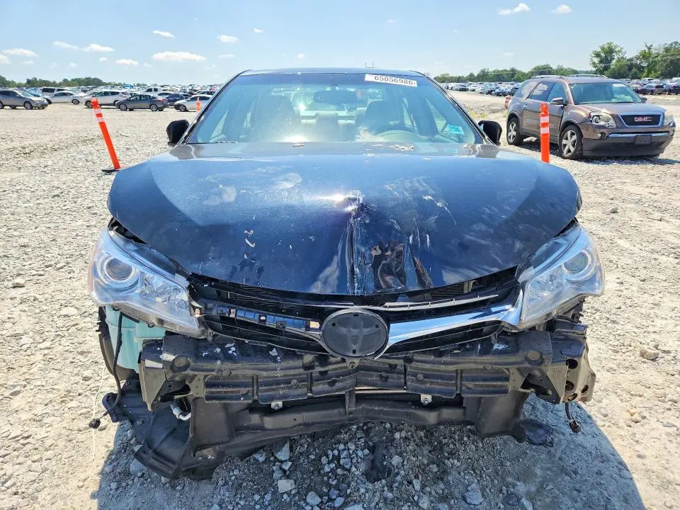 2017 TOYOTA CAMRY XLE  