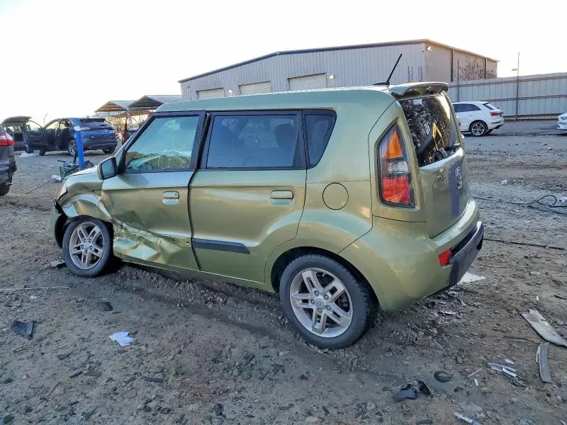 2010 KIA SOUL +  