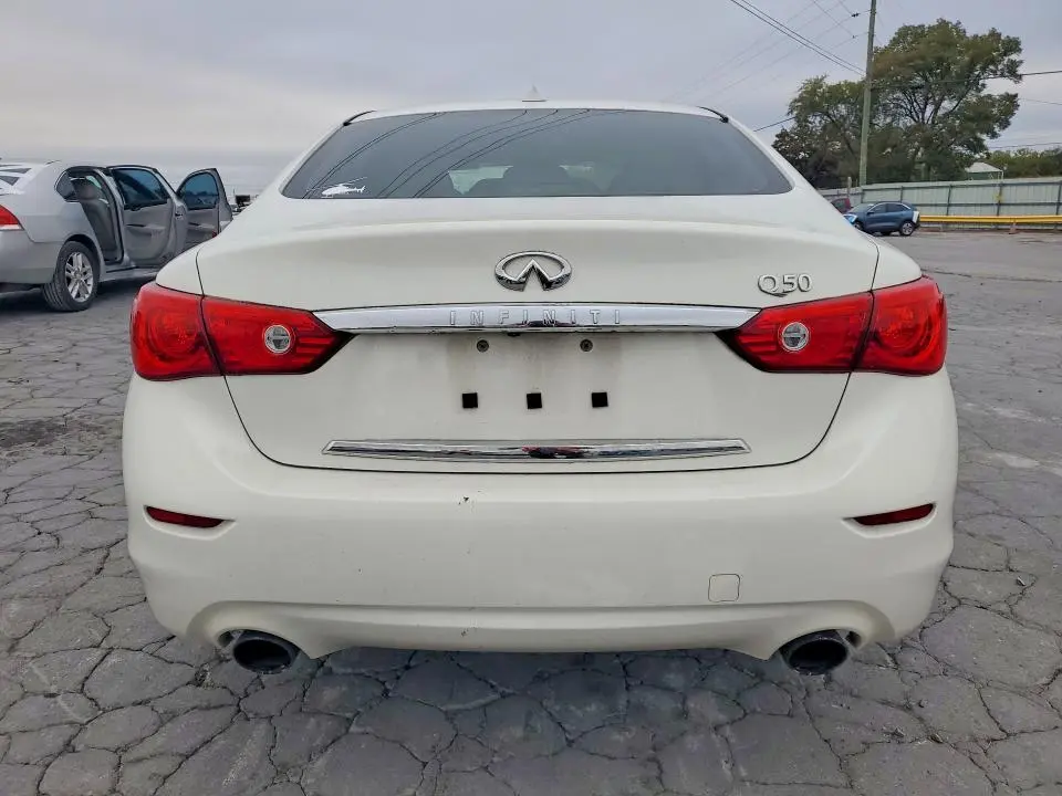 2015 INFINITI Q50 PREMIUM  
