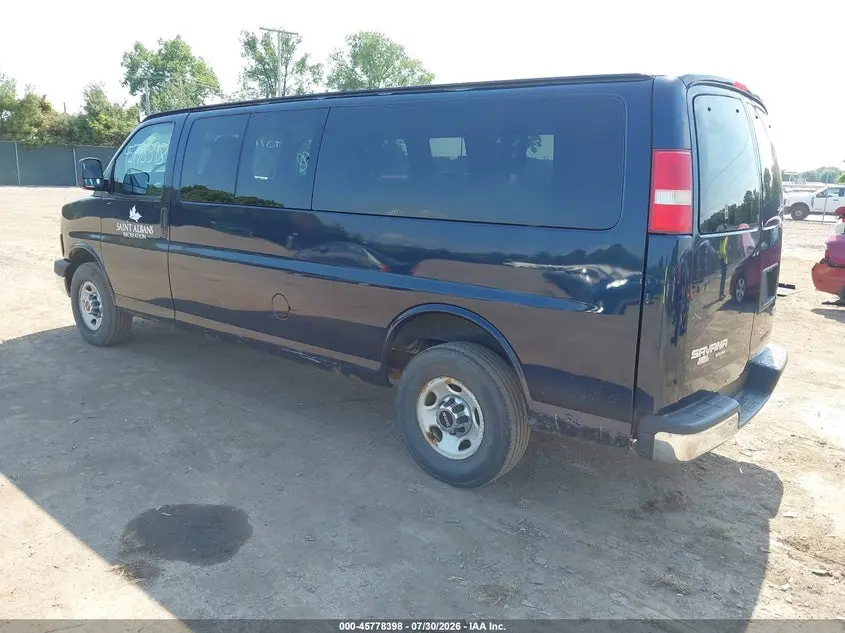 2012 GMC SAVANA 3500 LT