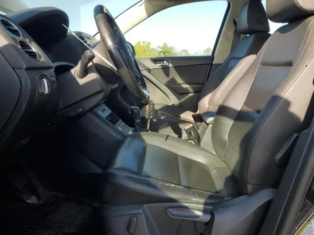2017 VOLKSWAGEN TIGUAN S  