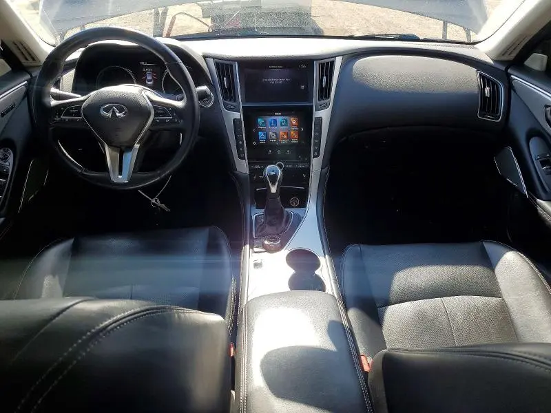 2022 INFINITI Q50 LUXE  