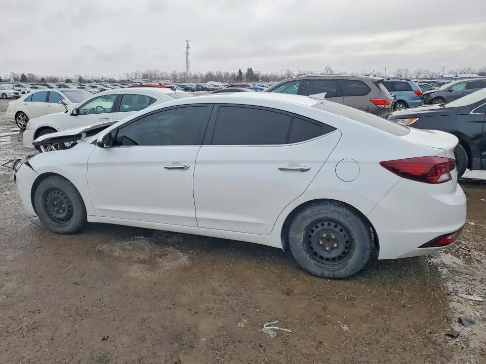 2020 HYUNDAI ELANTRA SEL  