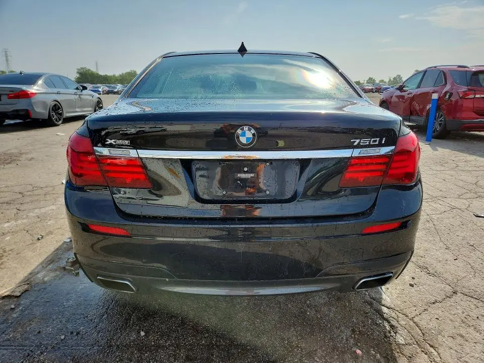 2015 BMW 750 XI  