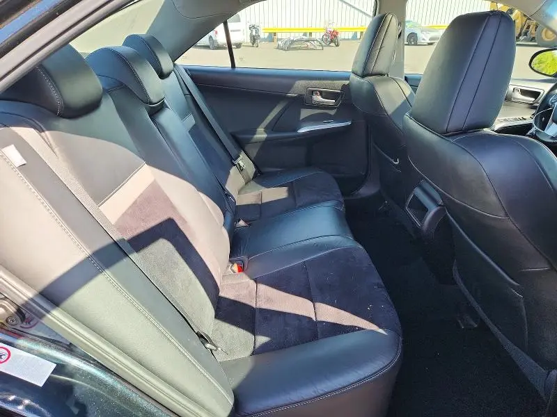 2012 TOYOTA CAMRY SE V6  