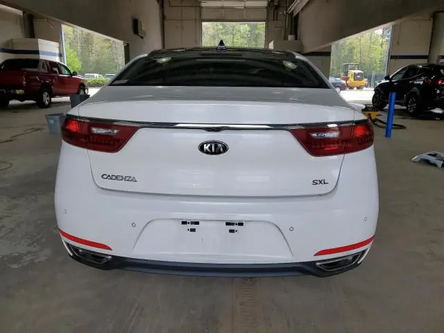 2019 KIA CADENZA LUXURY  