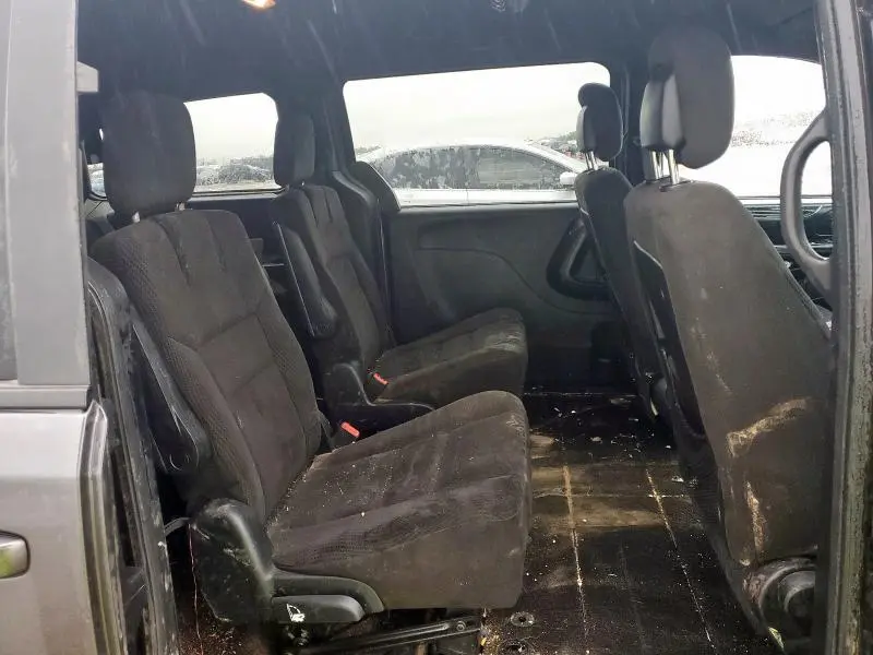 2017 DODGE GRAND CARAVAN SE  