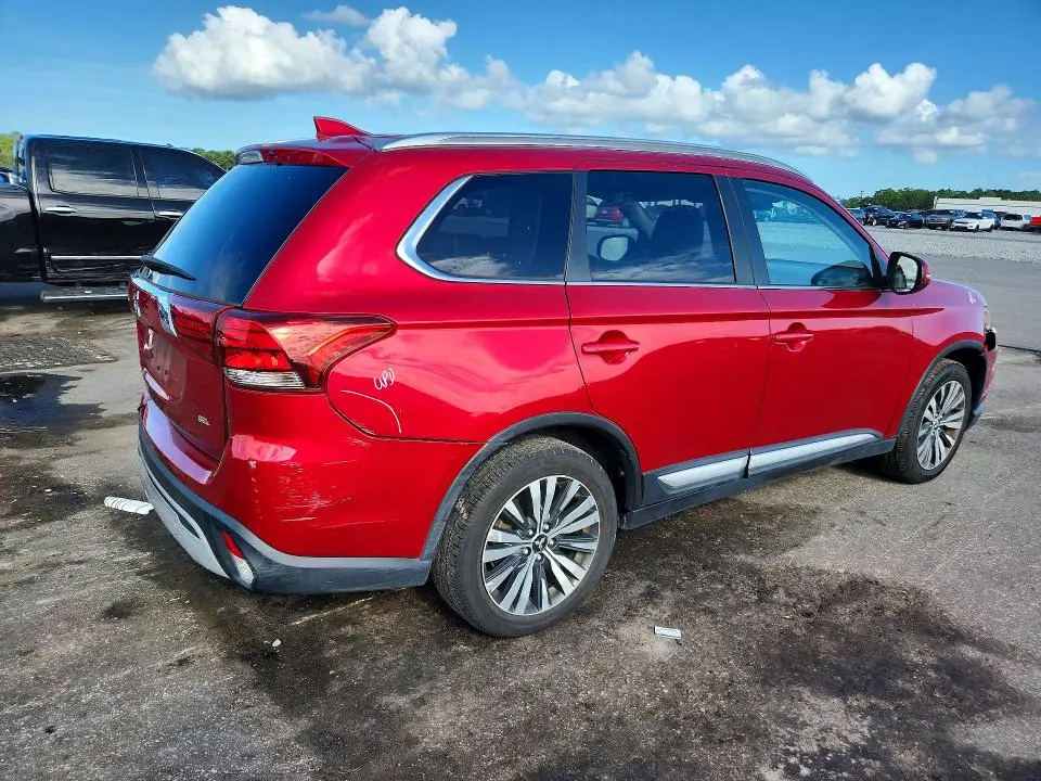 2020 MITSUBISHI OUTLANDER SE  