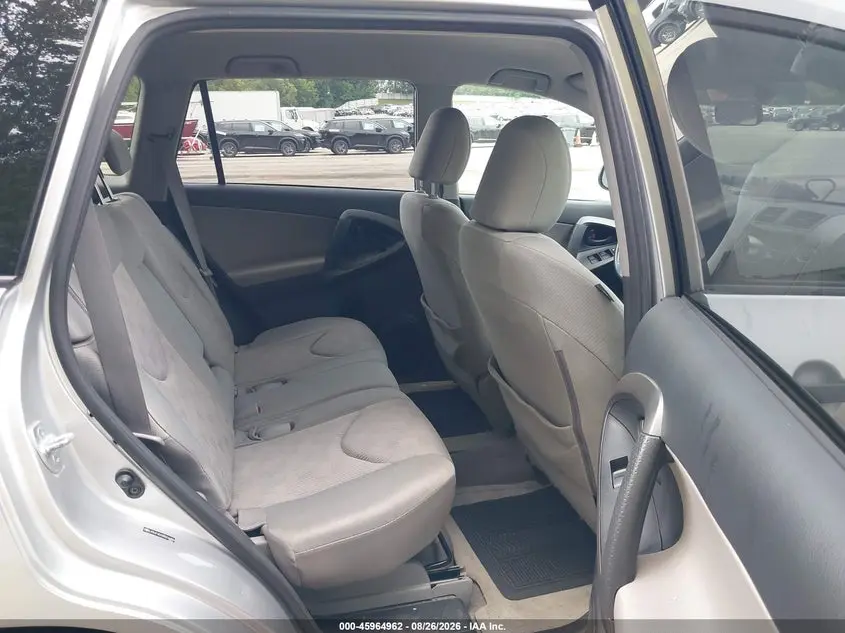 2011 TOYOTA RAV4  