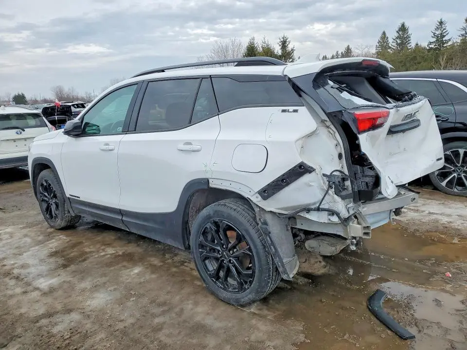 2021 GMC TERRAIN SLE  