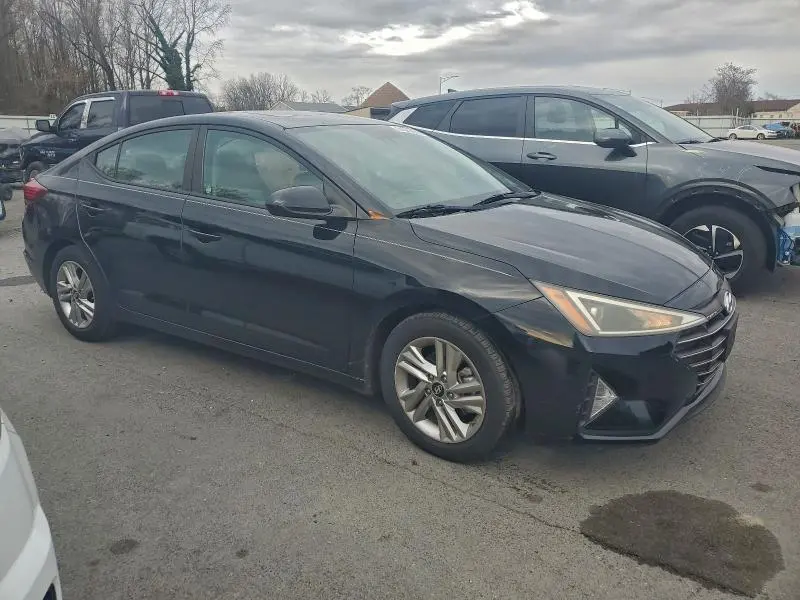 2019 HYUNDAI ELANTRA SEL  