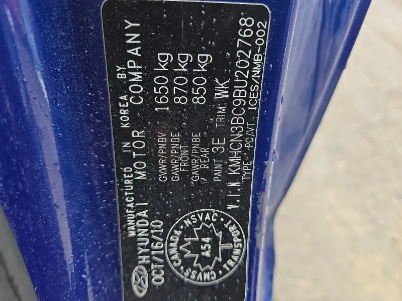 2011 HYUNDAI ACCENT SE  