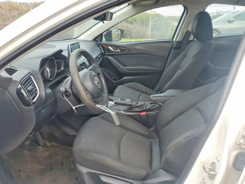 2016 MAZDA 3   