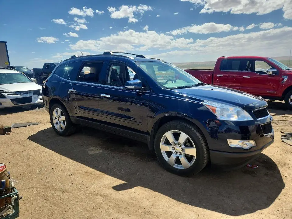 2012 CHEVROLET TRAVERSE LT  