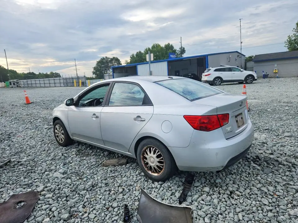 2010 KIA FORTE EX  