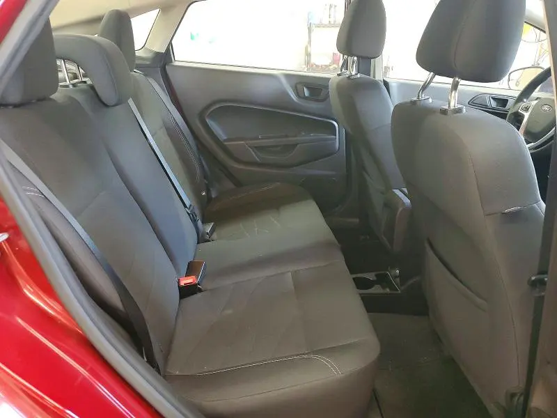 2017 FORD FIESTA SE  