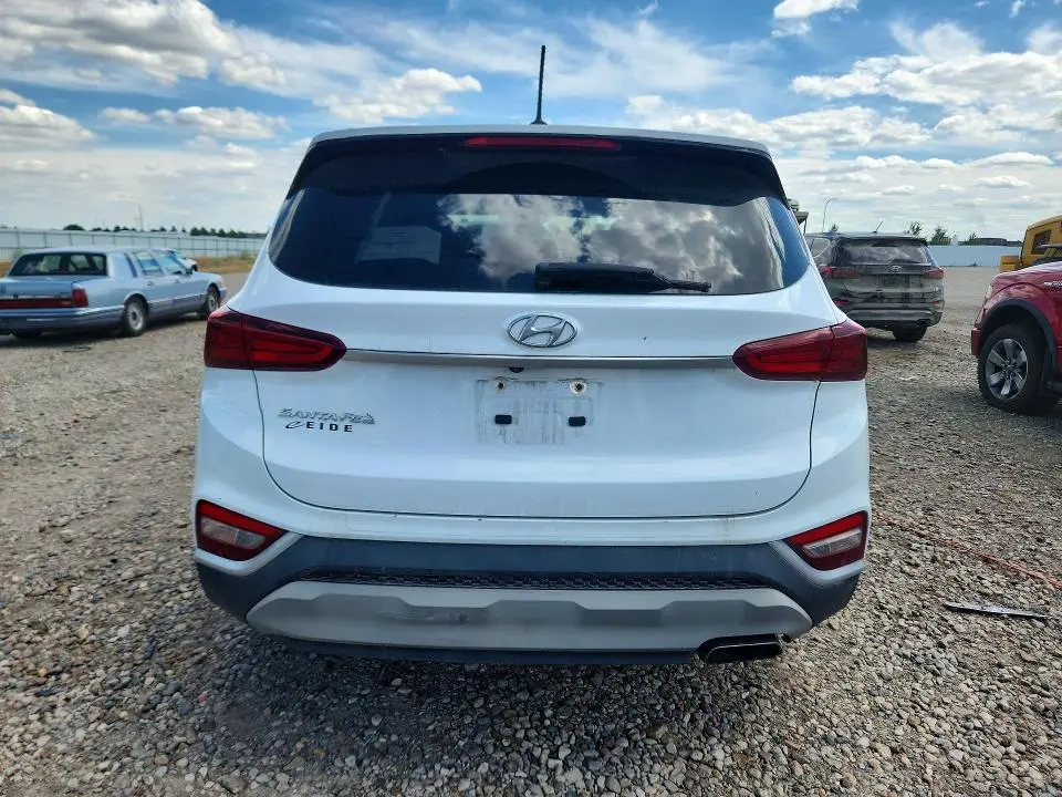 2020 HYUNDAI SANTA FE SE  