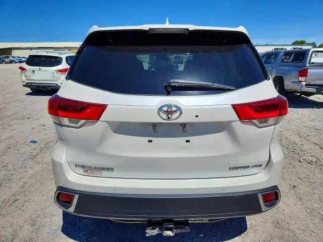 2018 TOYOTA HIGHLANDER LIMITED  