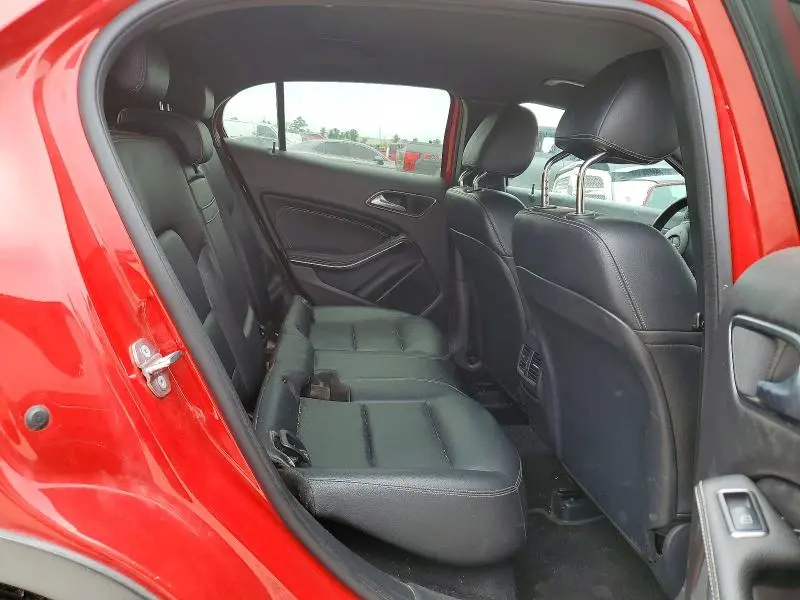 2020 MERCEDES-BENZ GLA 250  