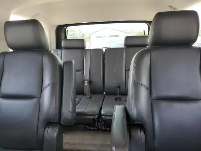 2013 CADILLAC ESCALADE LUXURY  