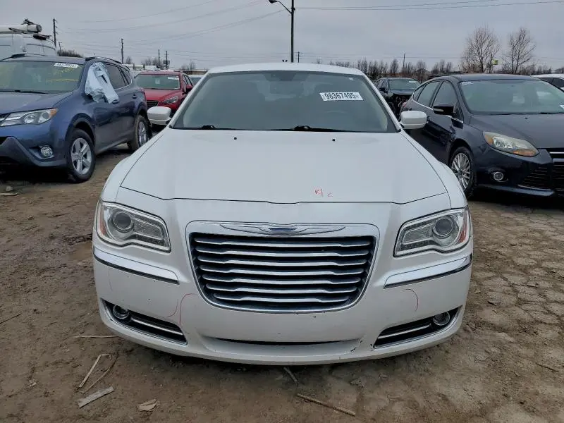2013 CHRYSLER 300   