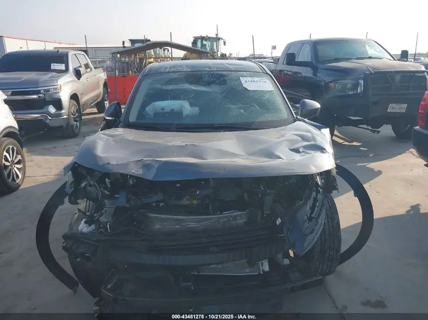 2025 NISSAN KICKS SV FWD