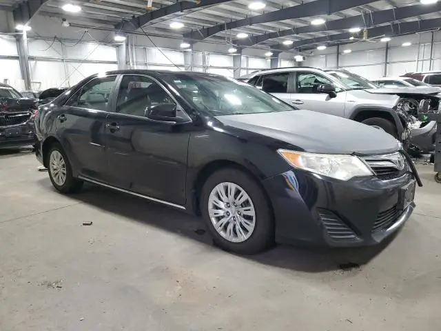 2014 TOYOTA CAMRY LE  