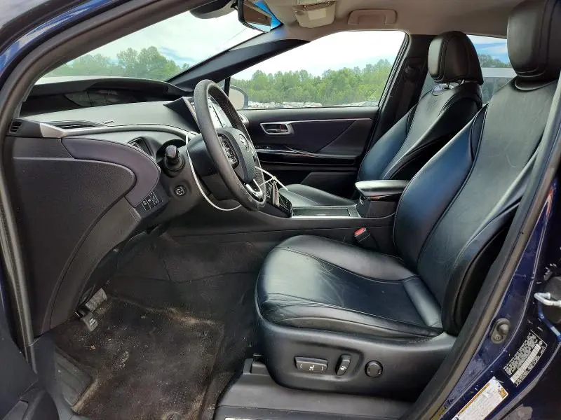 2019 TOYOTA MIRAI BASE  