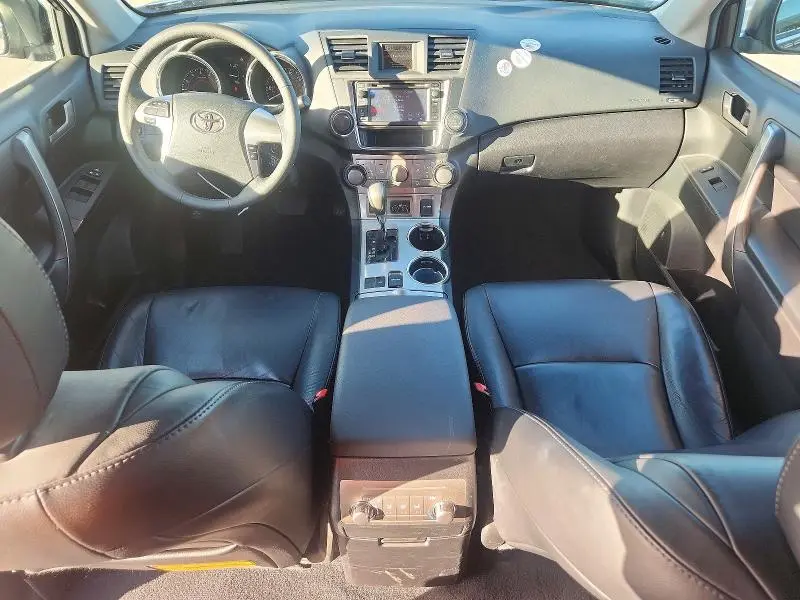 2013 TOYOTA HIGHLANDER BASE  