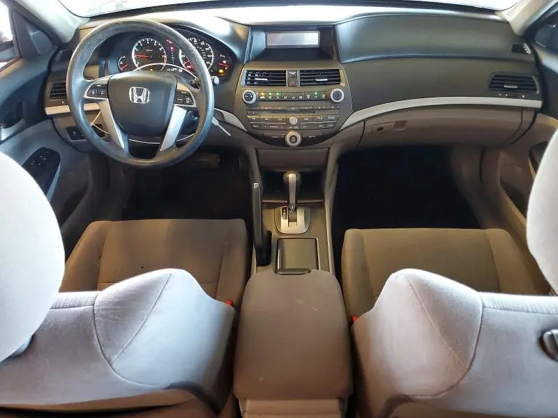 2011 HONDA ACCORD LX  