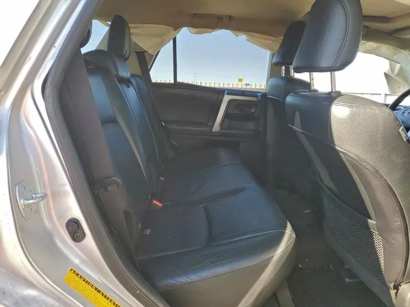 2012 TOYOTA 4RUNNER SR5  