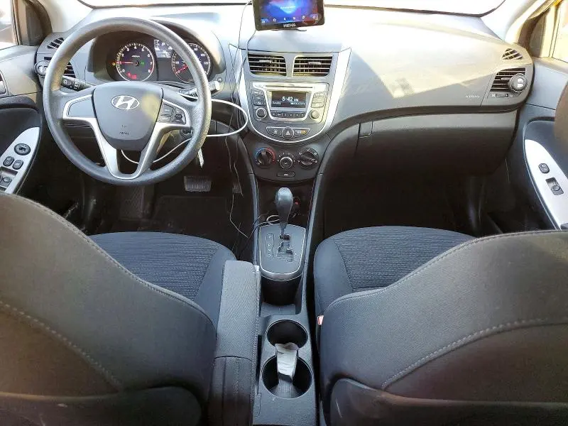 2015 HYUNDAI ACCENT GS  